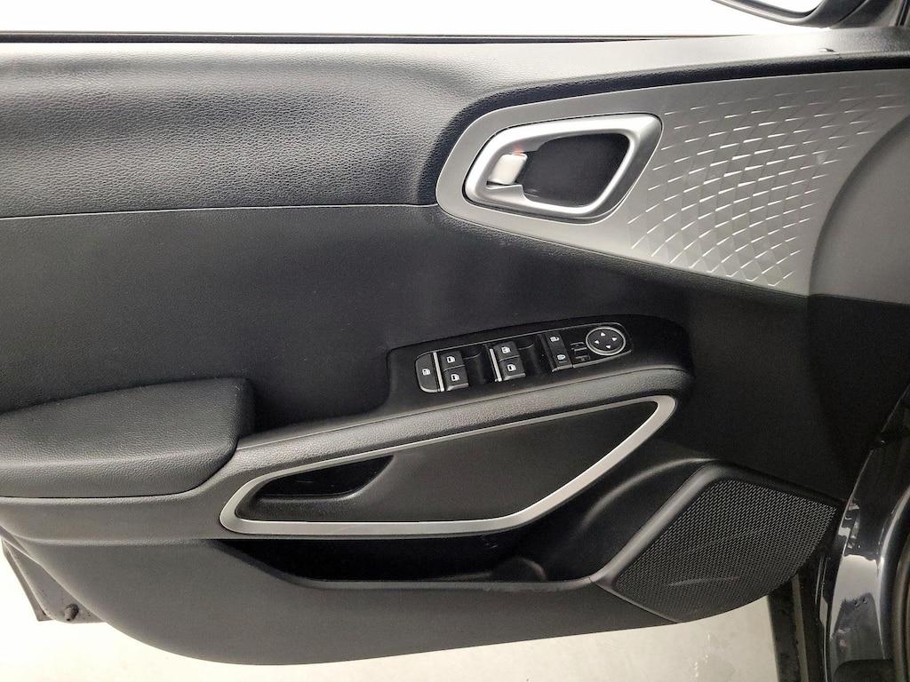 used 2024 Kia Soul car, priced at $17,998