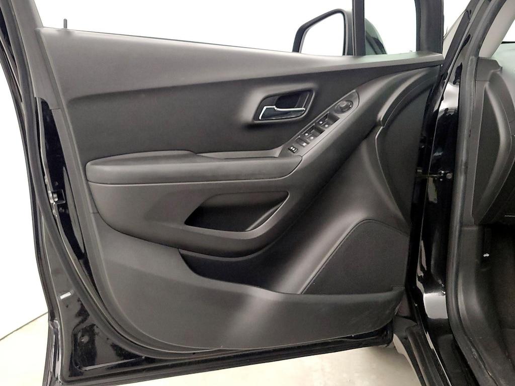 used 2021 Chevrolet Trax car, priced at $17,998