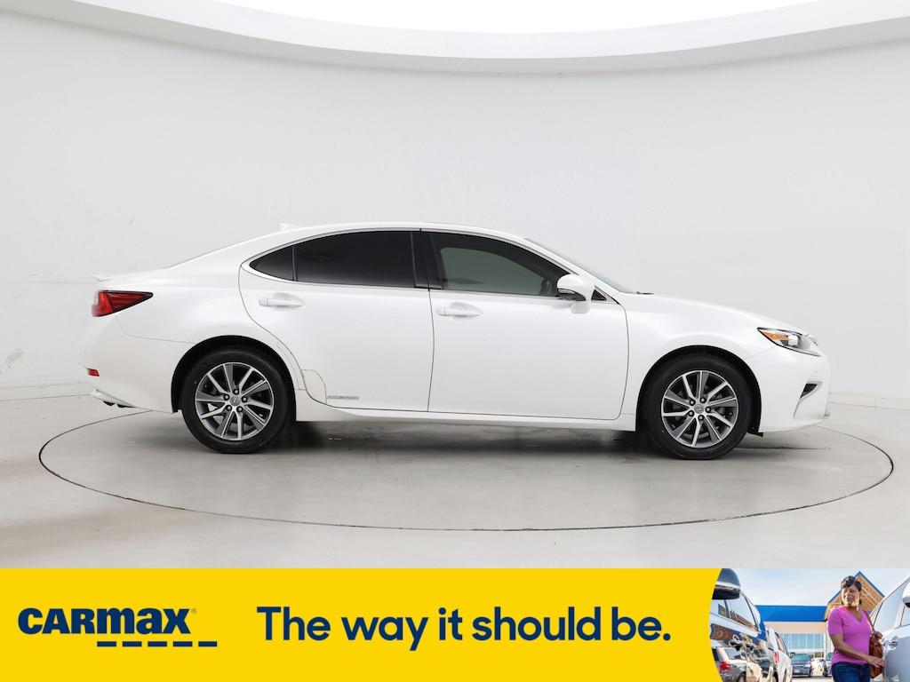 used 2018 Lexus ES 300h car, priced at $22,998