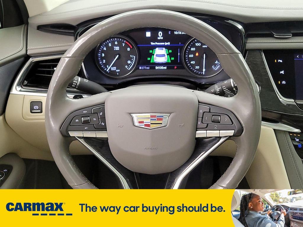 used 2020 Cadillac XT6 car, priced at $30,998