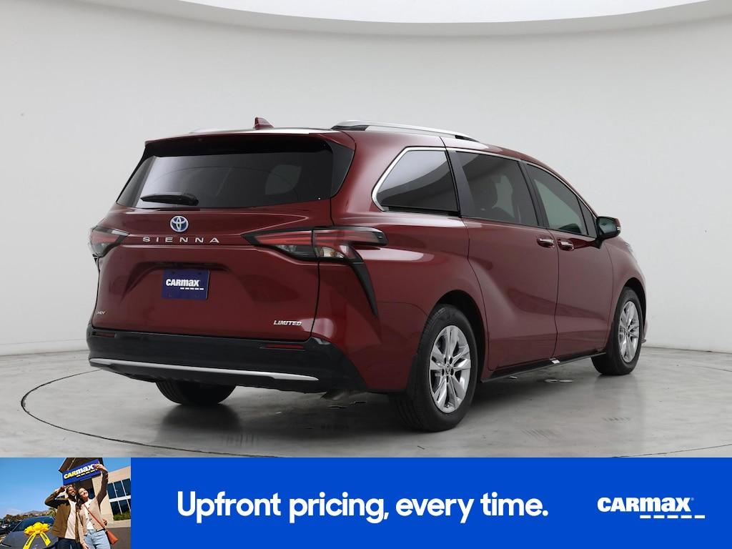 used 2025 Toyota Sienna car, priced at $51,998