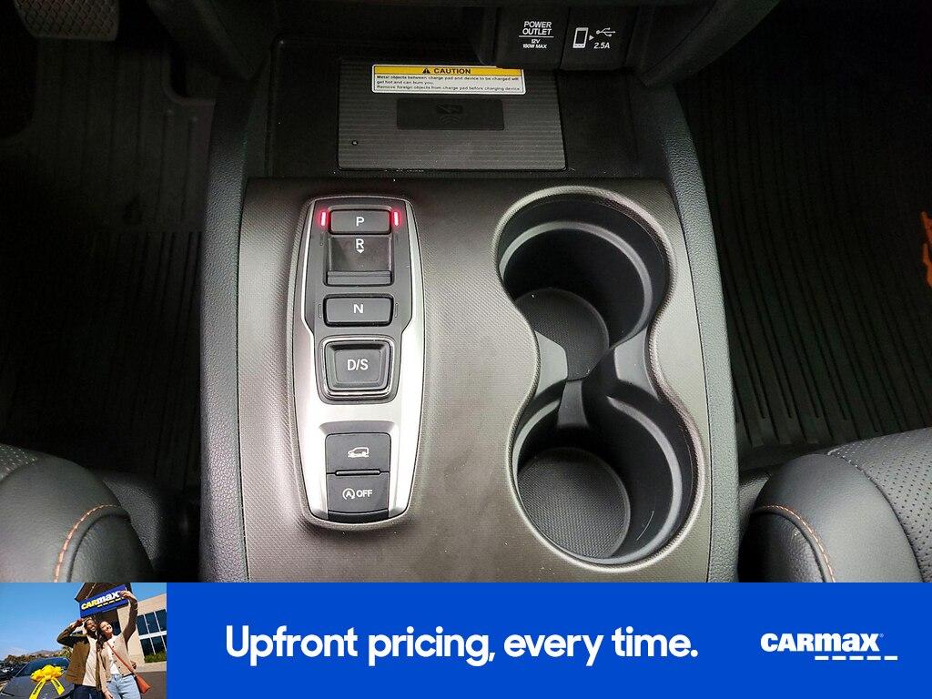 used 2022 Honda Pilot car, priced at $33,998