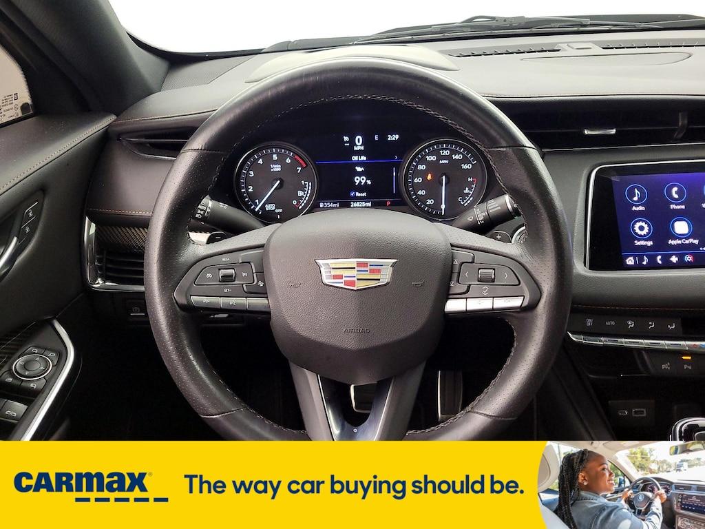 used 2023 Cadillac XT4 car, priced at $30,998