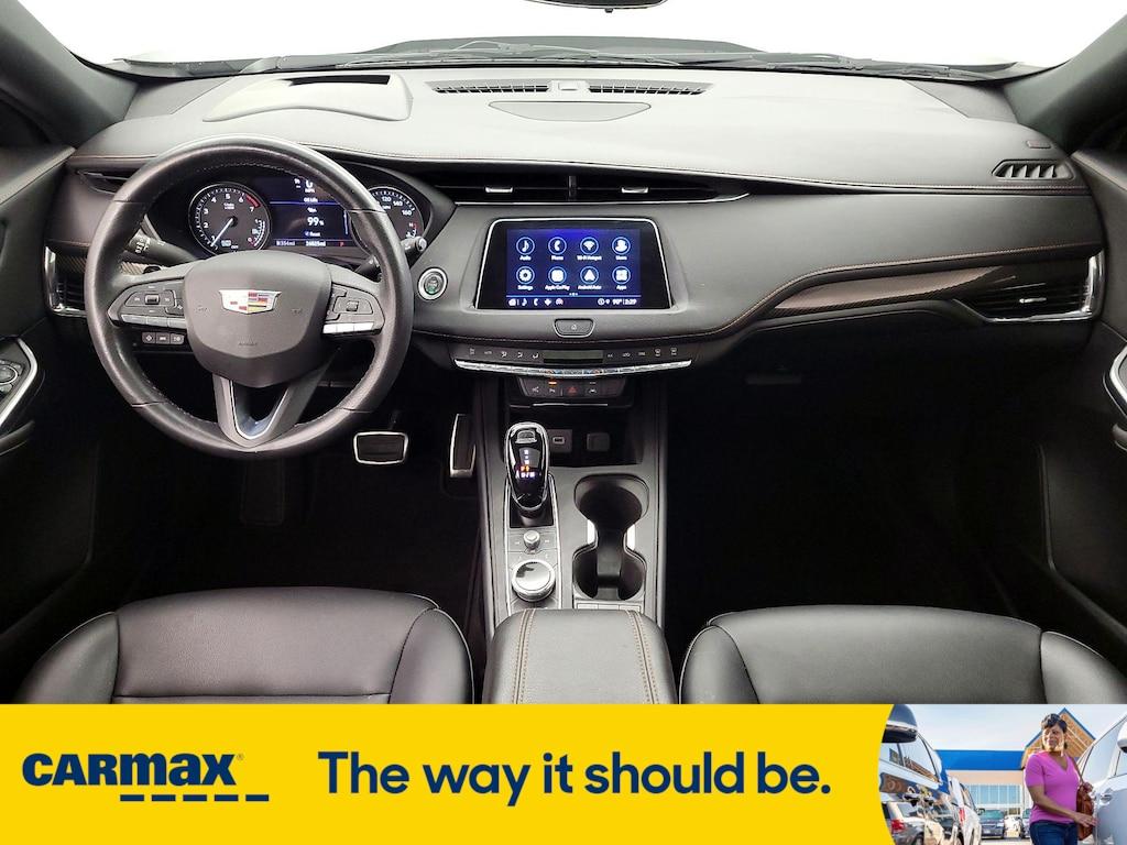 used 2023 Cadillac XT4 car, priced at $30,998