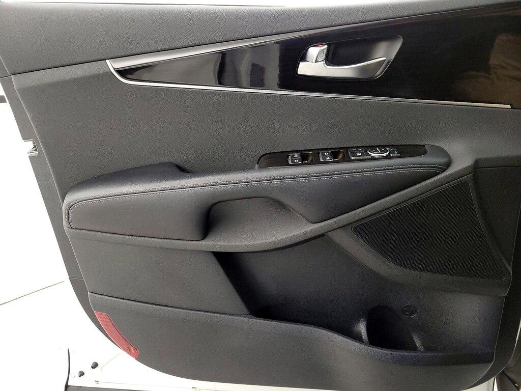 used 2020 Kia Sorento car, priced at $22,998