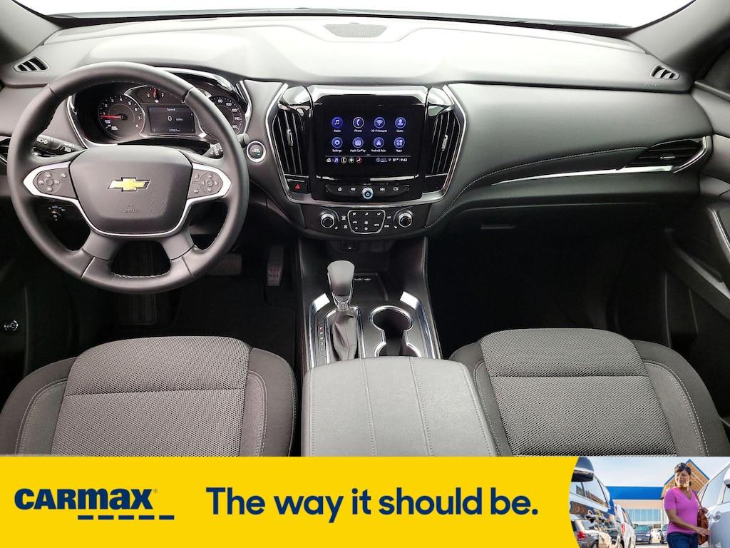 used 2023 Chevrolet Traverse car, priced at $29,998