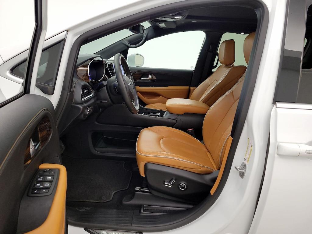 used 2022 Chrysler Pacifica Hybrid car, priced at $40,998