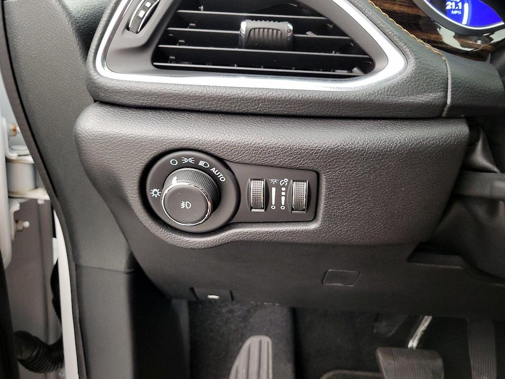 used 2022 Chrysler Pacifica Hybrid car, priced at $40,998