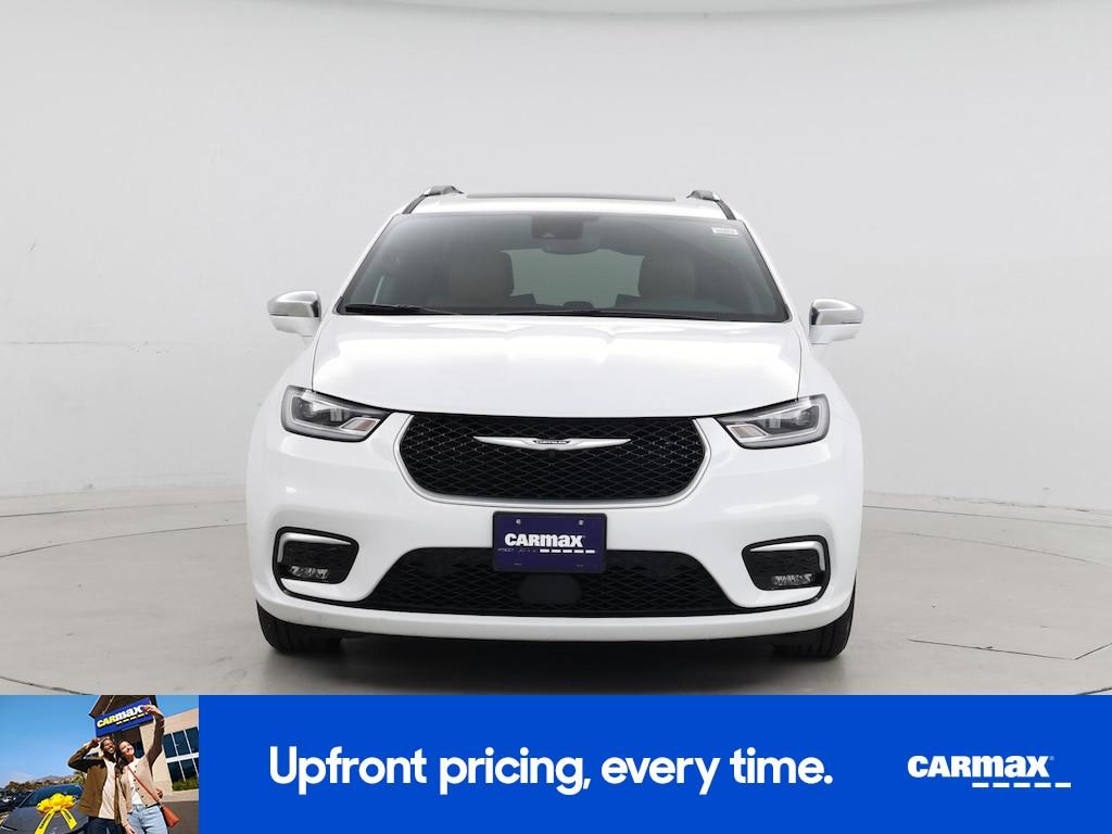used 2022 Chrysler Pacifica Hybrid car, priced at $40,998