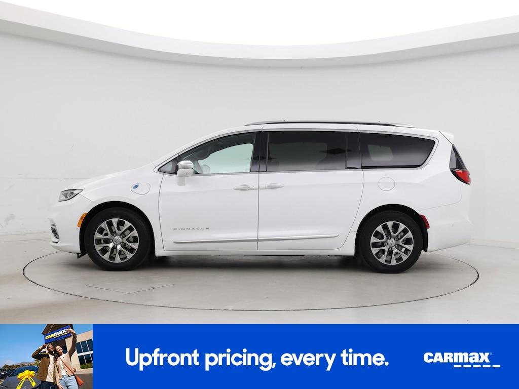 used 2022 Chrysler Pacifica Hybrid car, priced at $40,998