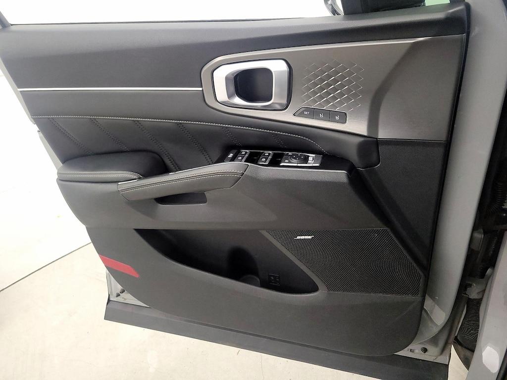 used 2022 Kia Sorento car, priced at $29,998
