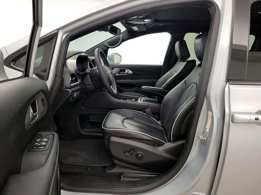 used 2022 Chrysler Pacifica Hybrid car, priced at $29,998