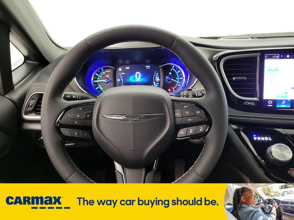 used 2022 Chrysler Pacifica Hybrid car, priced at $29,998