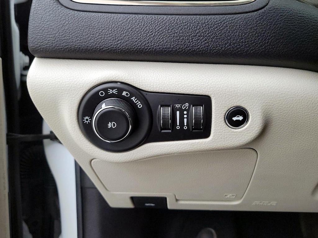 used 2016 Chrysler 200 car, priced at $15,998