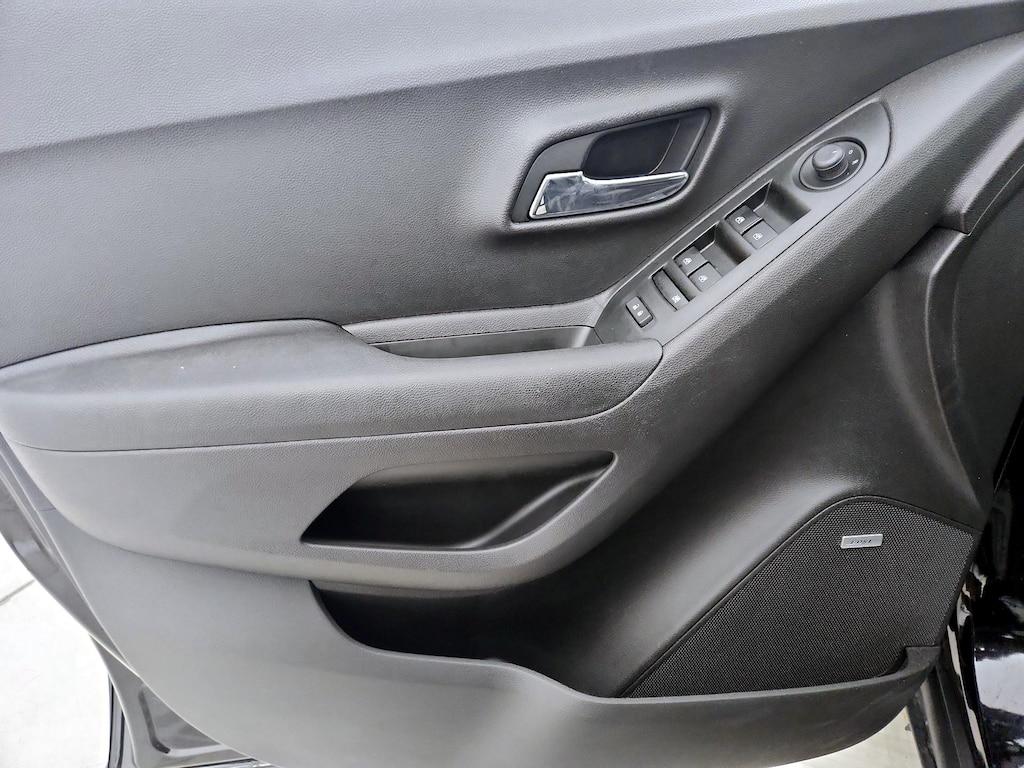 used 2020 Chevrolet Trax car, priced at $18,998