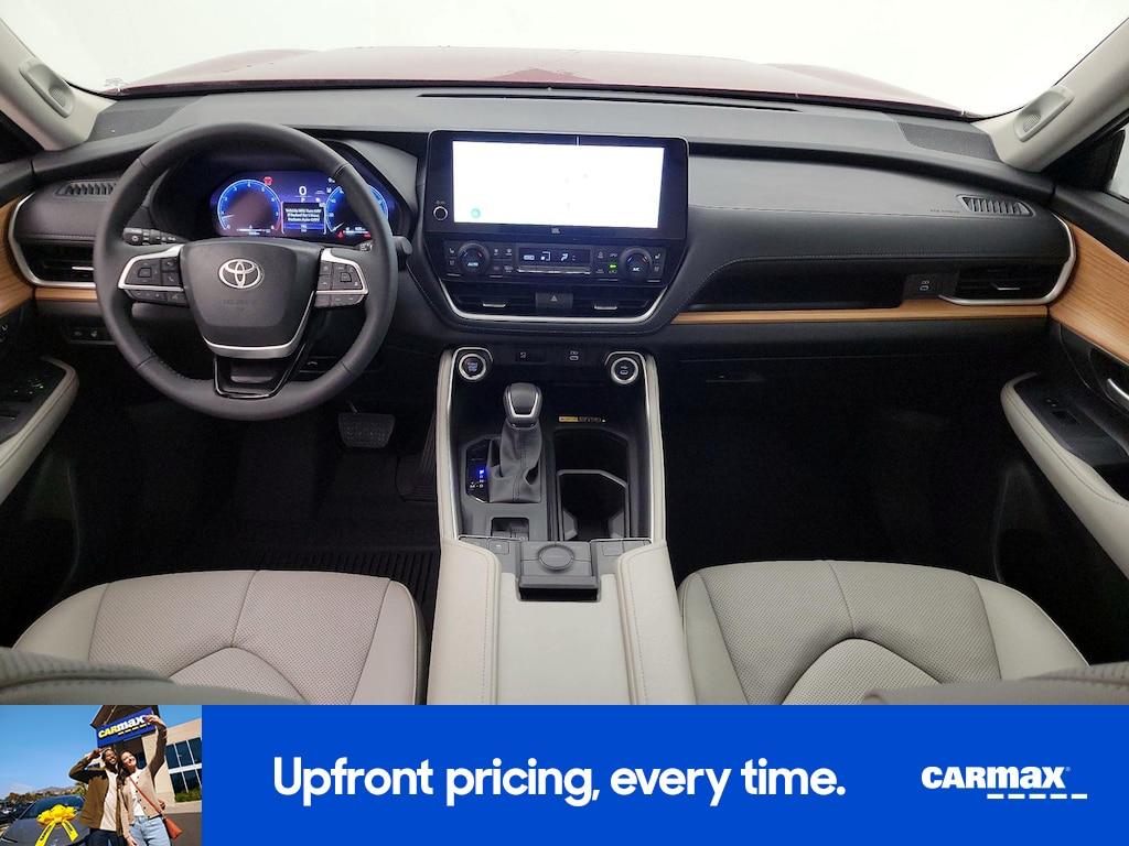 used 2025 Toyota Grand Highlander car, priced at $52,998