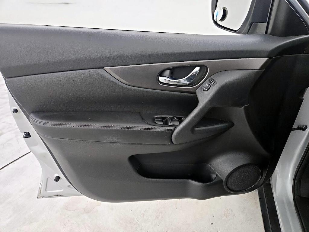 used 2015 Nissan Rogue car, priced at $12,599