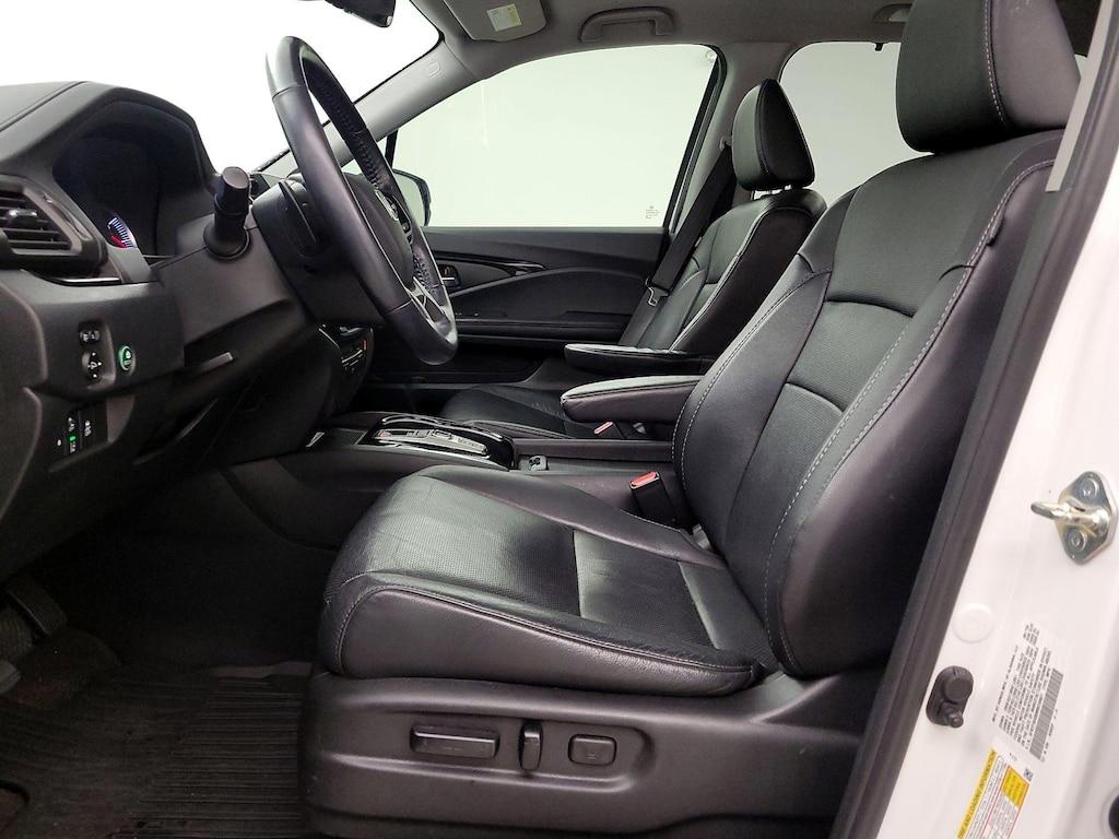 used 2021 Honda Pilot car, priced at $32,998