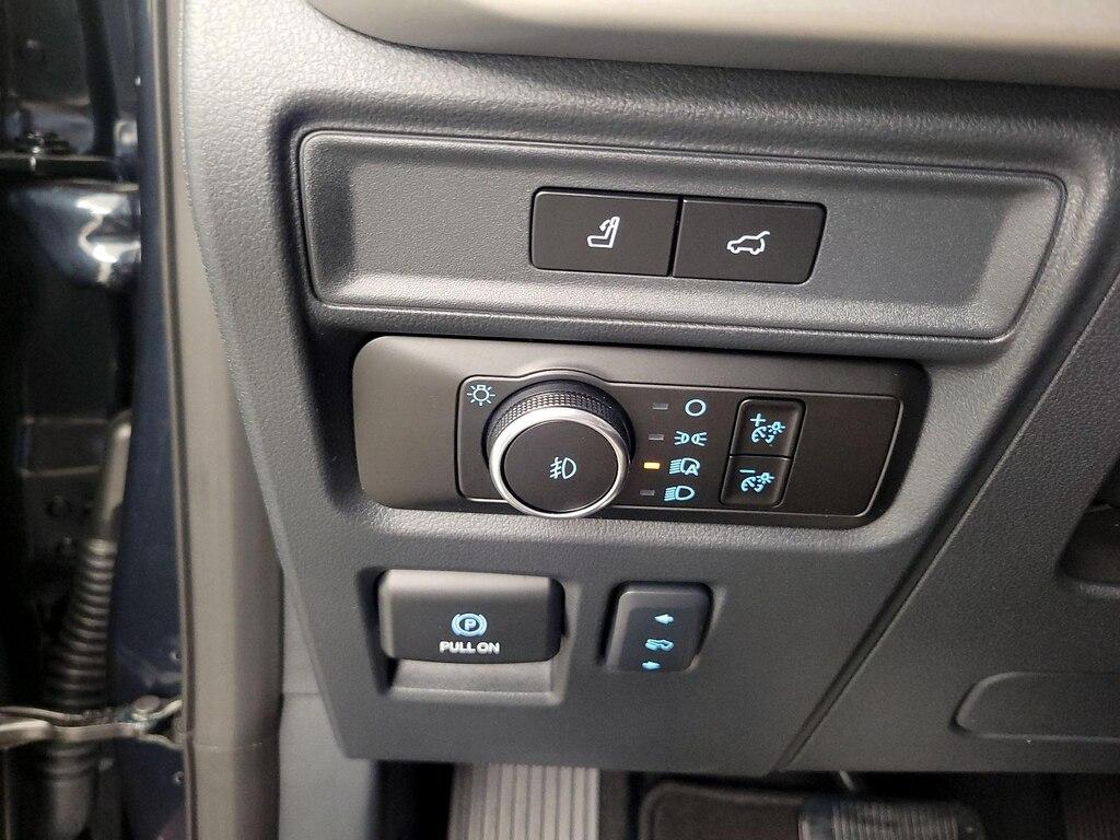 used 2024 Ford Expedition car, priced at $55,998