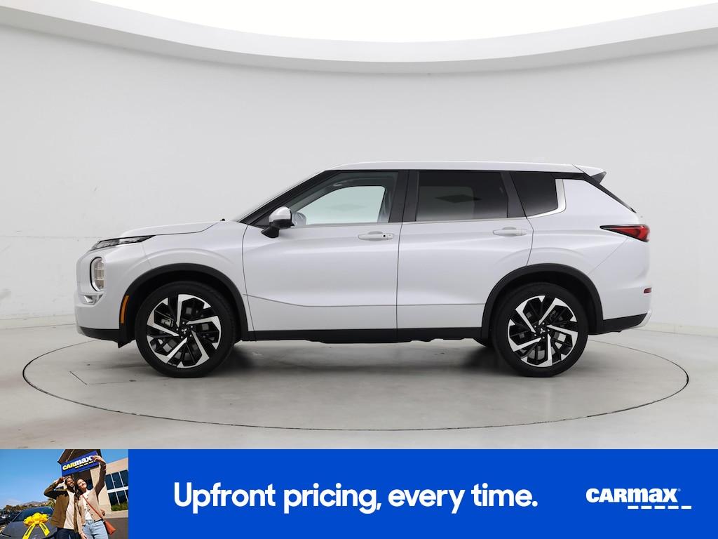 used 2024 Mitsubishi Outlander car, priced at $25,998