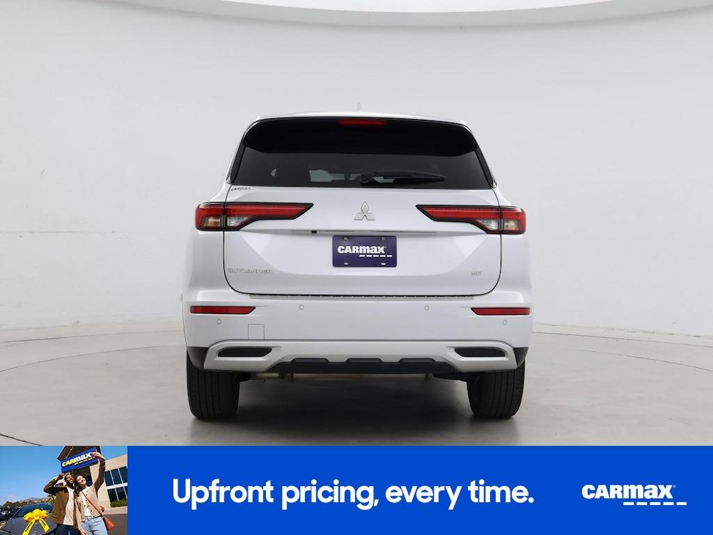 used 2024 Mitsubishi Outlander car, priced at $25,998