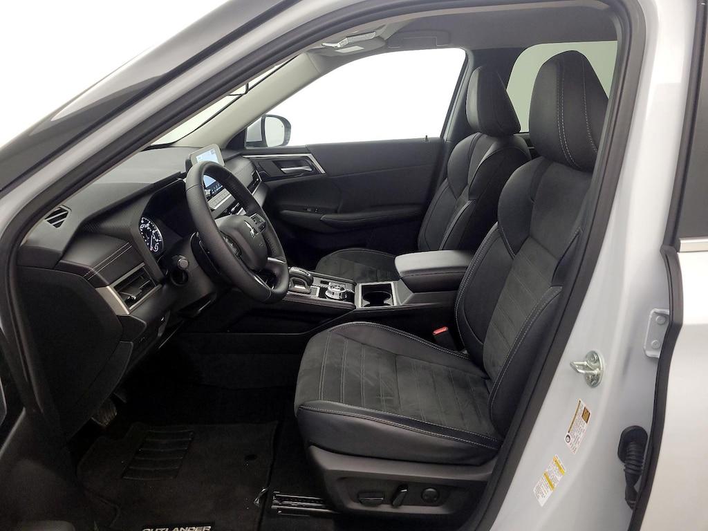 used 2024 Mitsubishi Outlander car, priced at $25,998