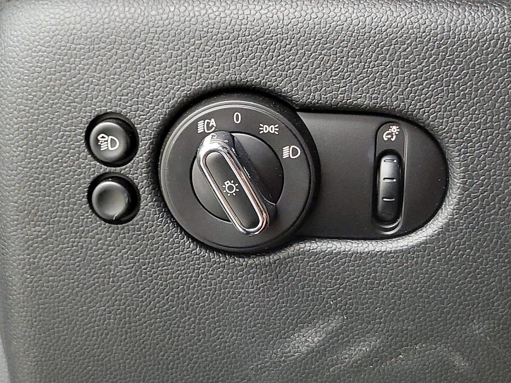 used 2023 MINI Hardtop car, priced at $32,998