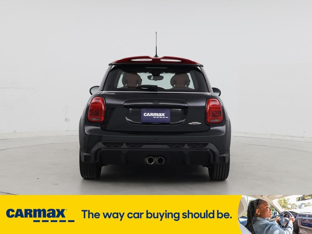 used 2023 MINI Hardtop car, priced at $32,998