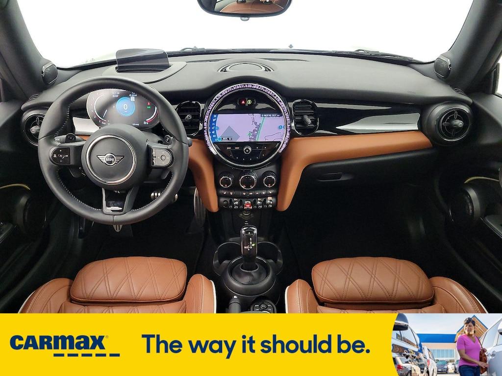 used 2023 MINI Hardtop car, priced at $32,998