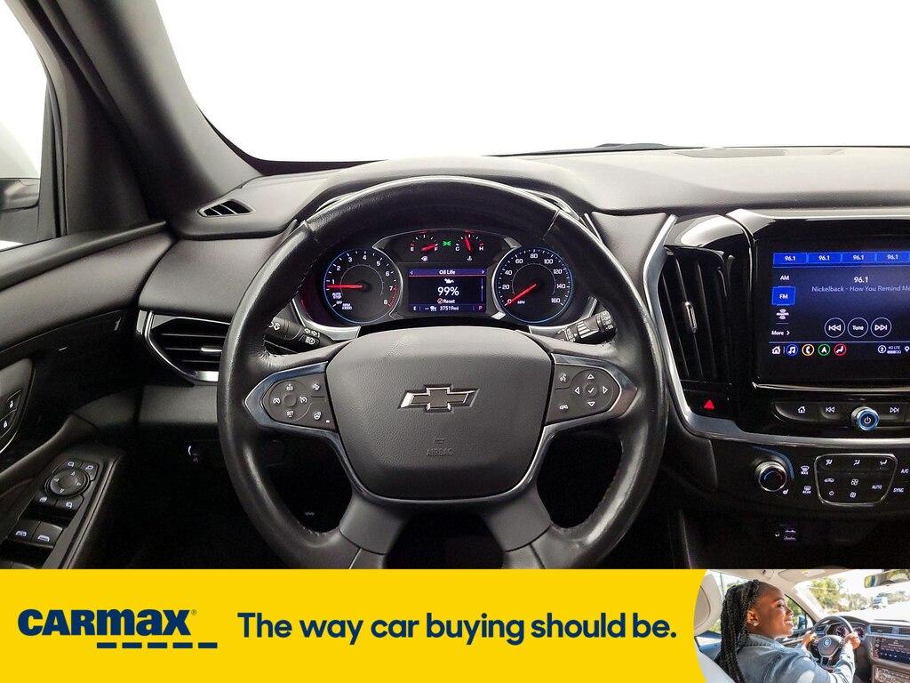 used 2022 Chevrolet Traverse car, priced at $33,998