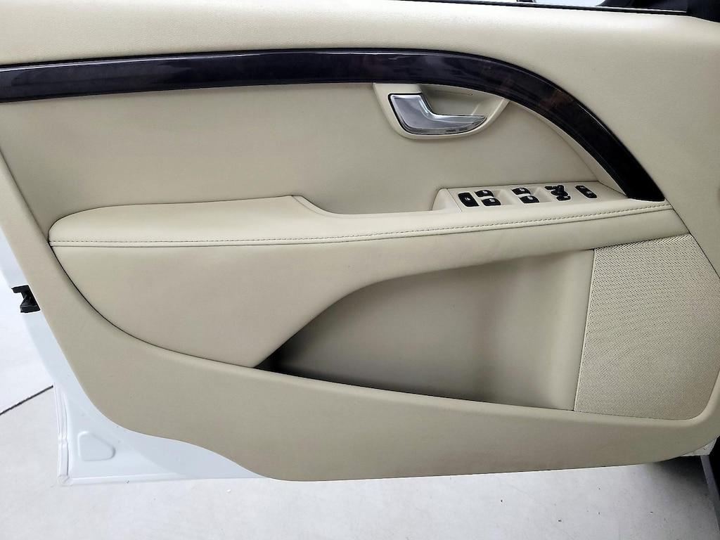 used 2016 Volvo XC70 car, priced at $19,998