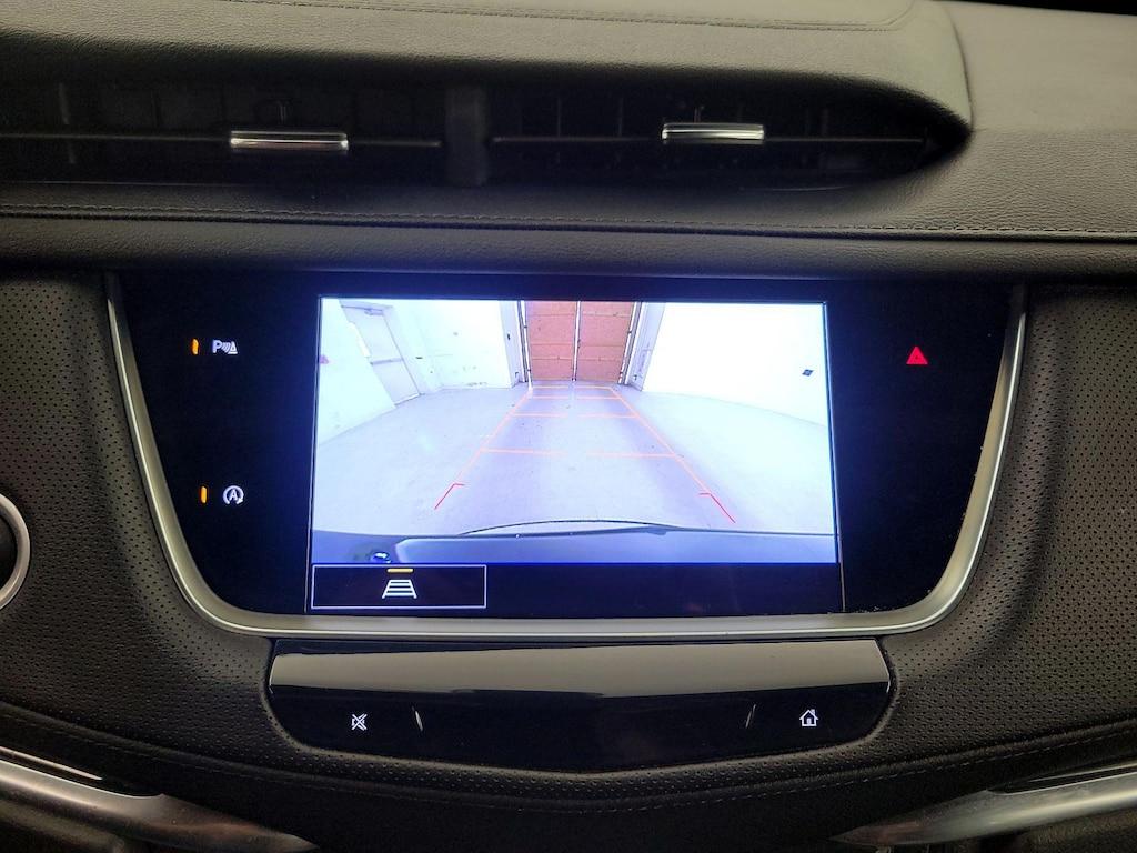 used 2024 Cadillac XT5 car, priced at $35,998