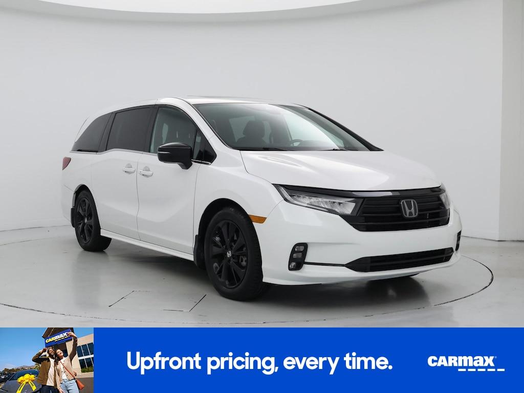 used 2023 Honda Odyssey car, priced at $34,998