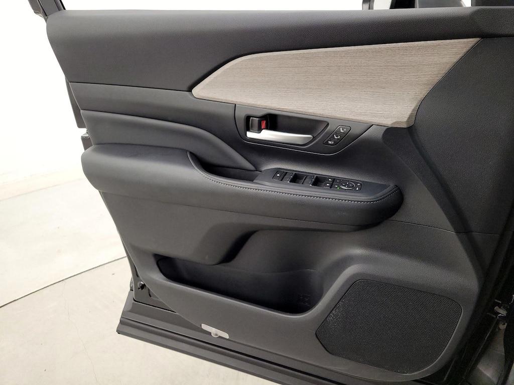 used 2024 Toyota Grand Highlander car, priced at $47,998