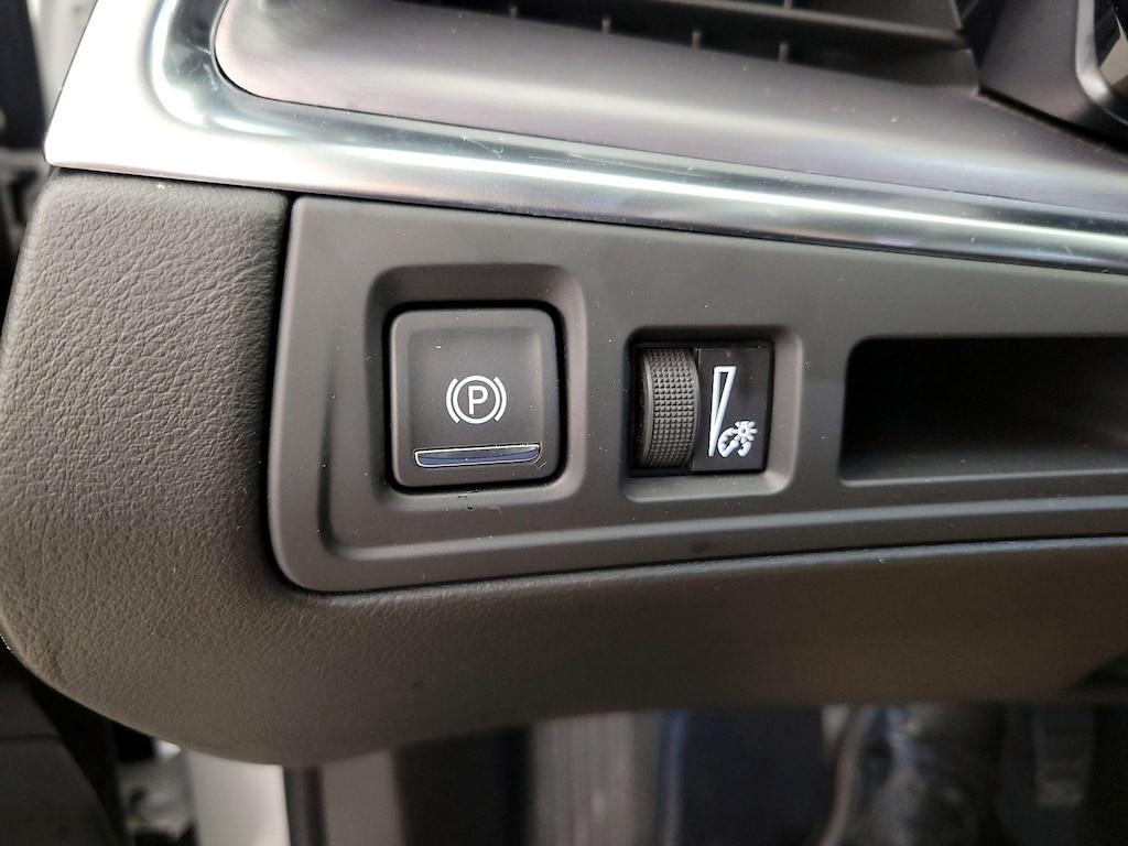 used 2023 Cadillac XT5 car, priced at $27,998