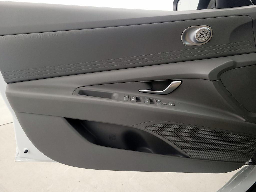 used 2022 Hyundai Elantra car, priced at $19,998