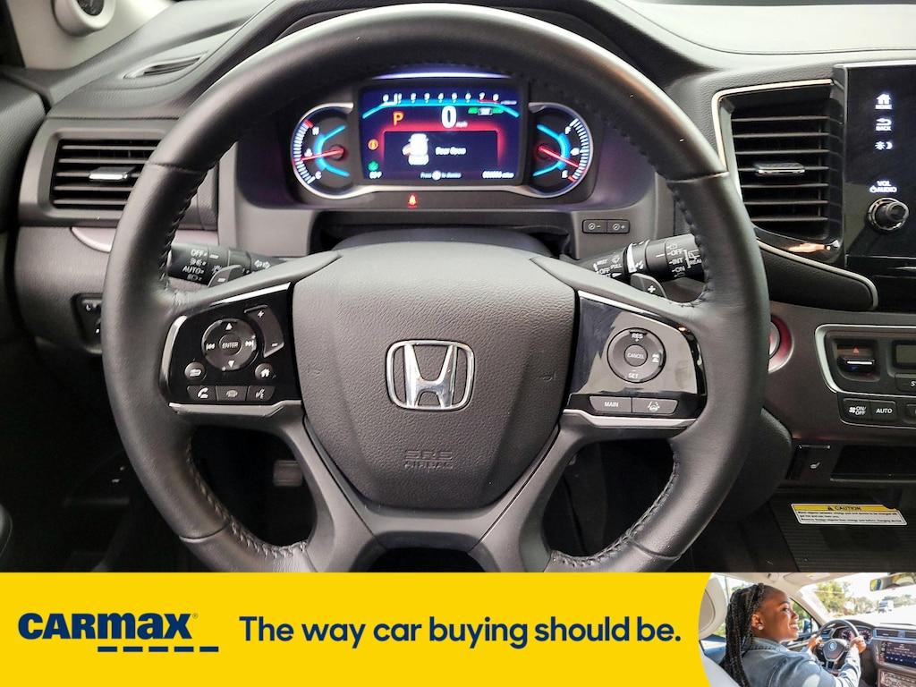 used 2021 Honda Pilot car, priced at $29,998