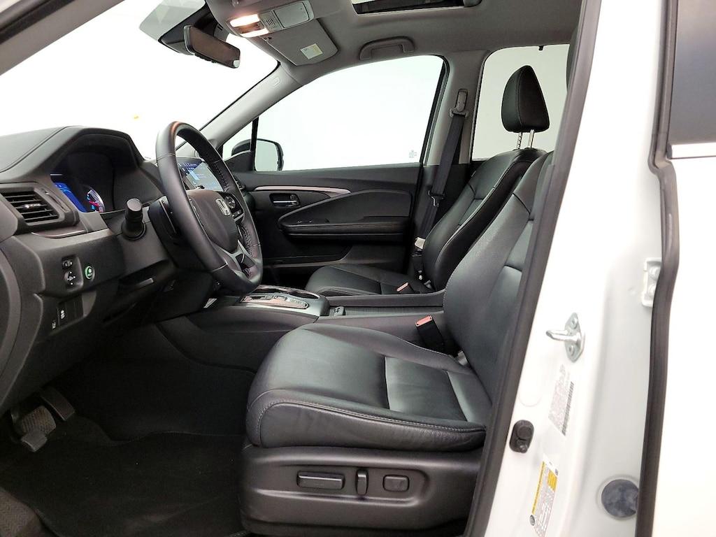 used 2021 Honda Pilot car, priced at $29,998