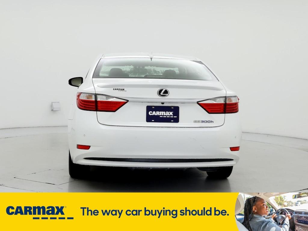 used 2015 Lexus ES 300h car, priced at $19,998