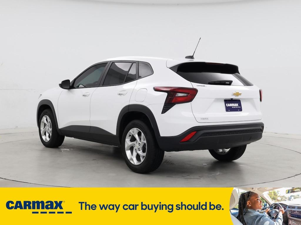 used 2025 Chevrolet Trax car, priced at $24,998