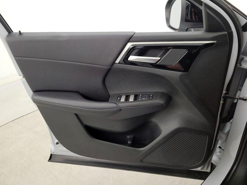 used 2024 Mitsubishi Outlander car, priced at $25,998
