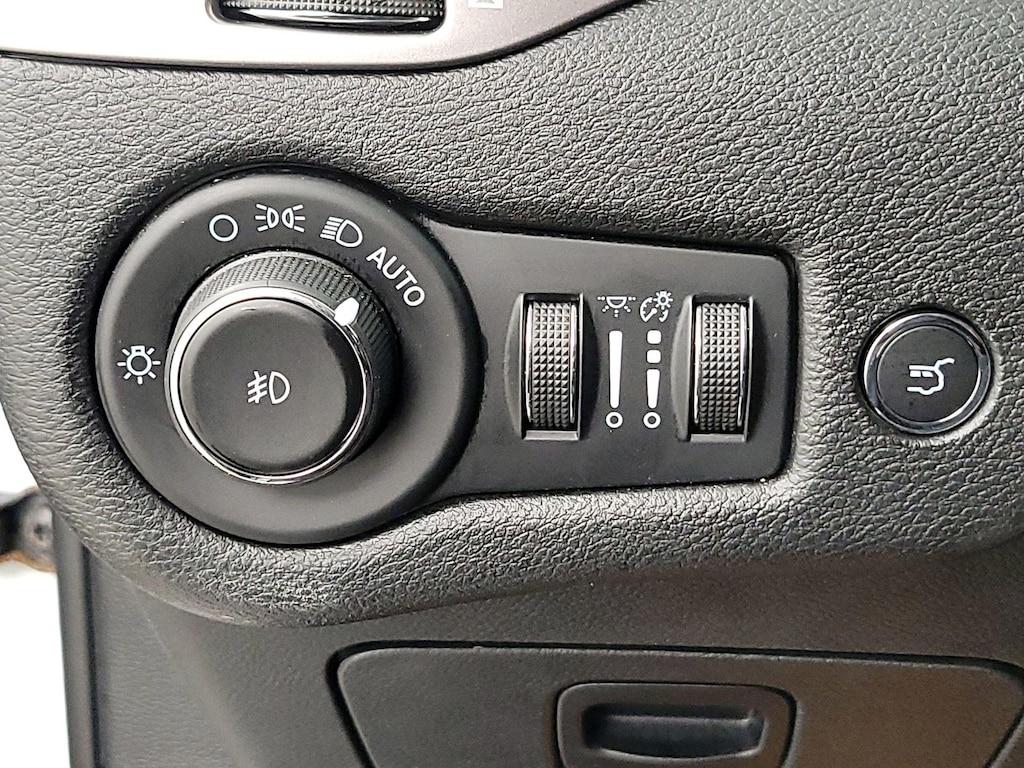used 2021 Jeep Cherokee car, priced at $27,998