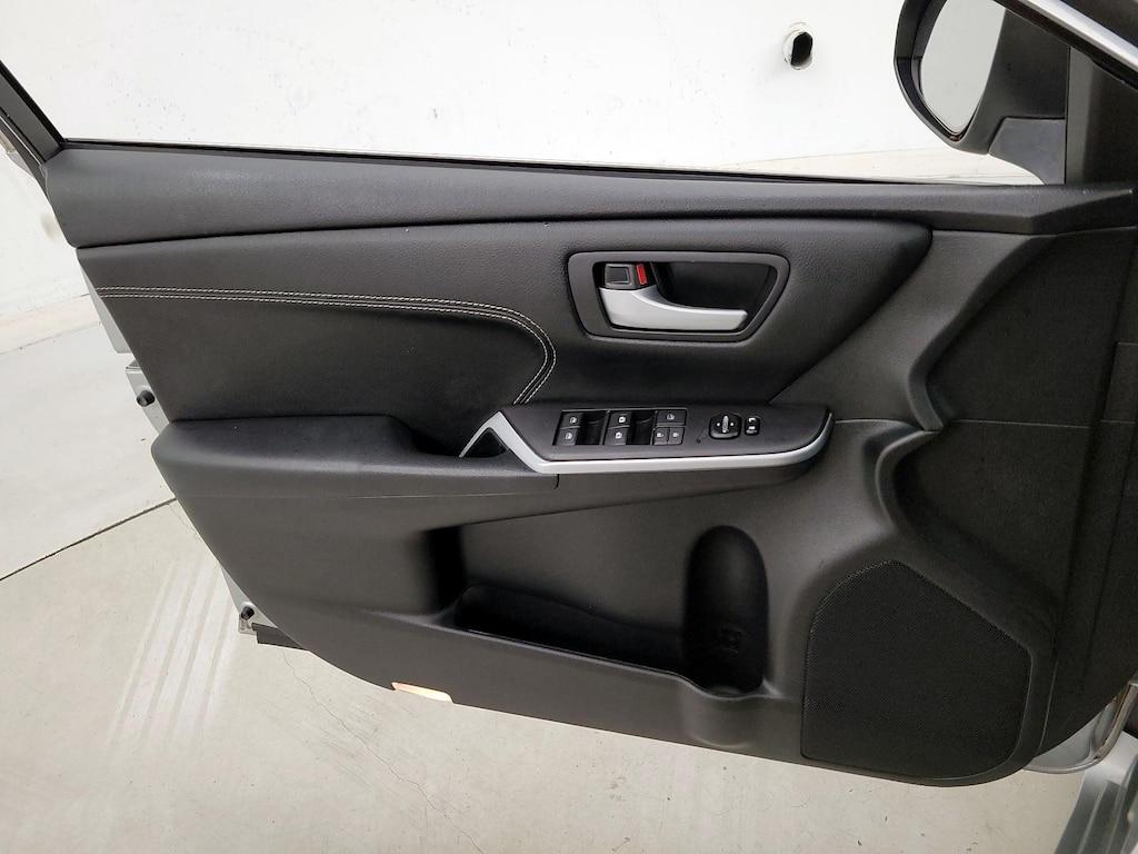 used 2015 Toyota Camry Hybrid car, priced at $14,599
