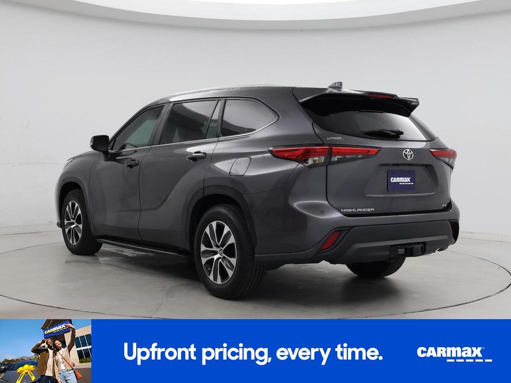 used 2023 Toyota Highlander car, priced at $36,998