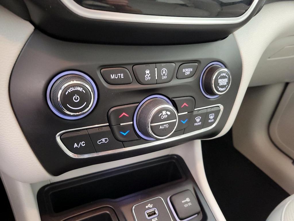 used 2019 Jeep Cherokee car, priced at $17,998