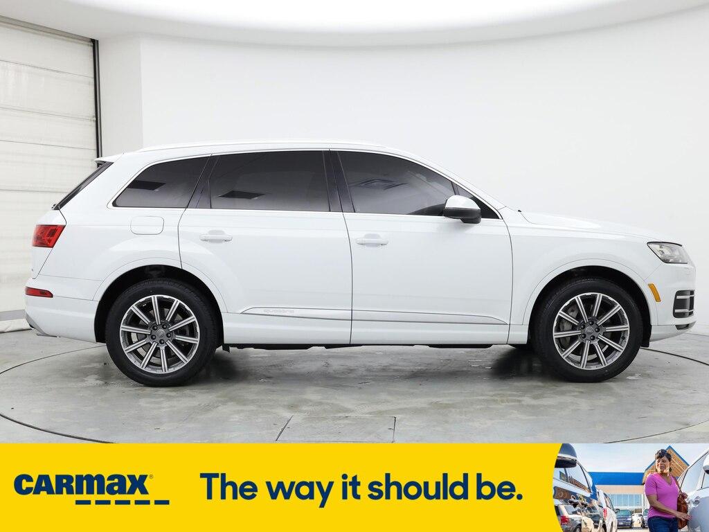 used 2019 Audi Q7 car, priced at $27,998