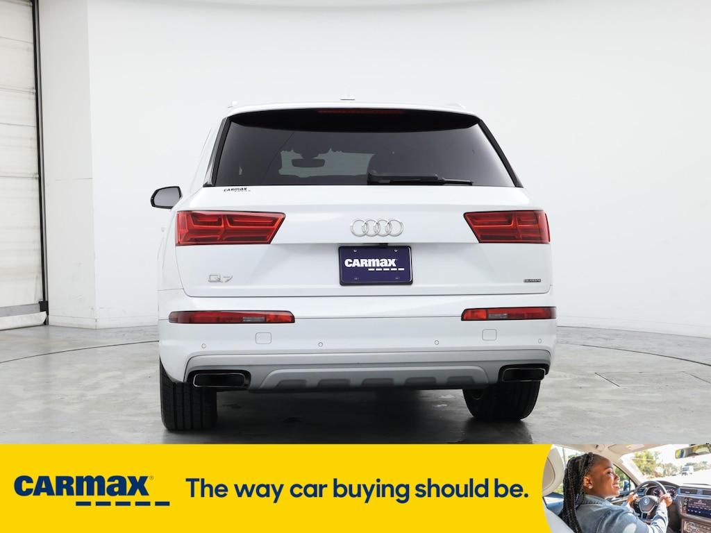 used 2019 Audi Q7 car, priced at $27,998