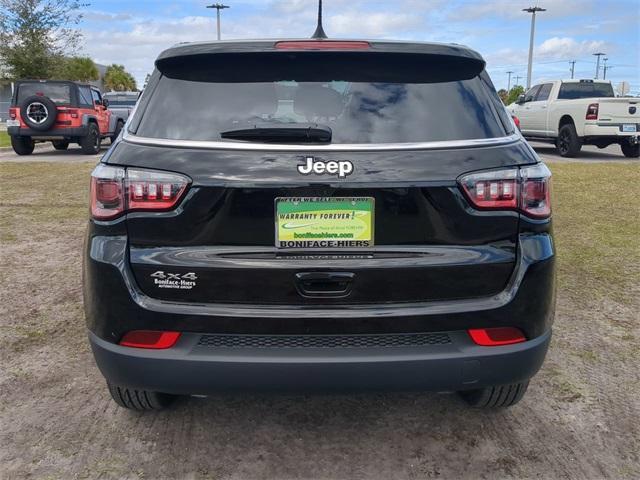 new 2024 Jeep Compass car, priced at $26,045