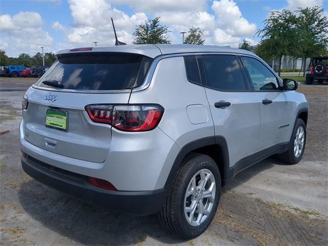 new 2024 Jeep Compass car, priced at $26,045