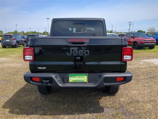 new 2024 Jeep Gladiator car, priced at $40,783
